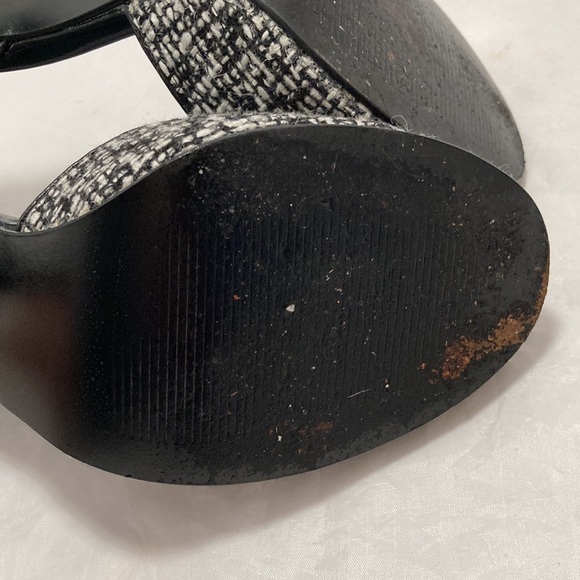 STEVE Madden Very Sexy Pumps - Picture 9 of 15